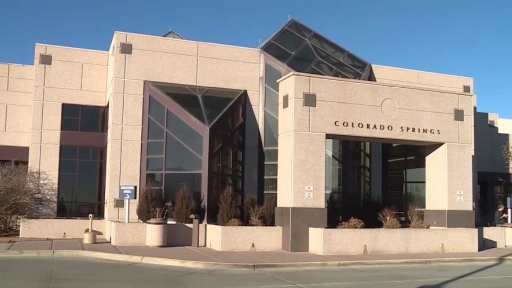 Avelo Airlines Colorado Springs Airport – COS Terminal