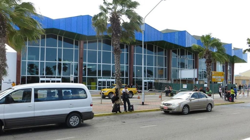 Spirit Airlines Queen Beatrix International Airport – AUA Terminal