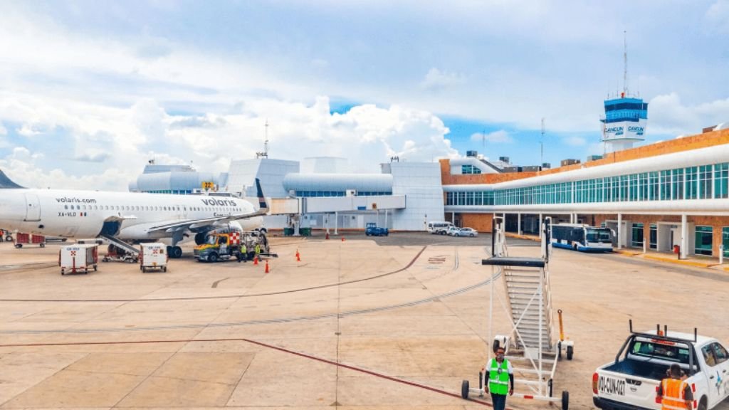 Spirit Airlines Cancún International Airport – CUN Terminal