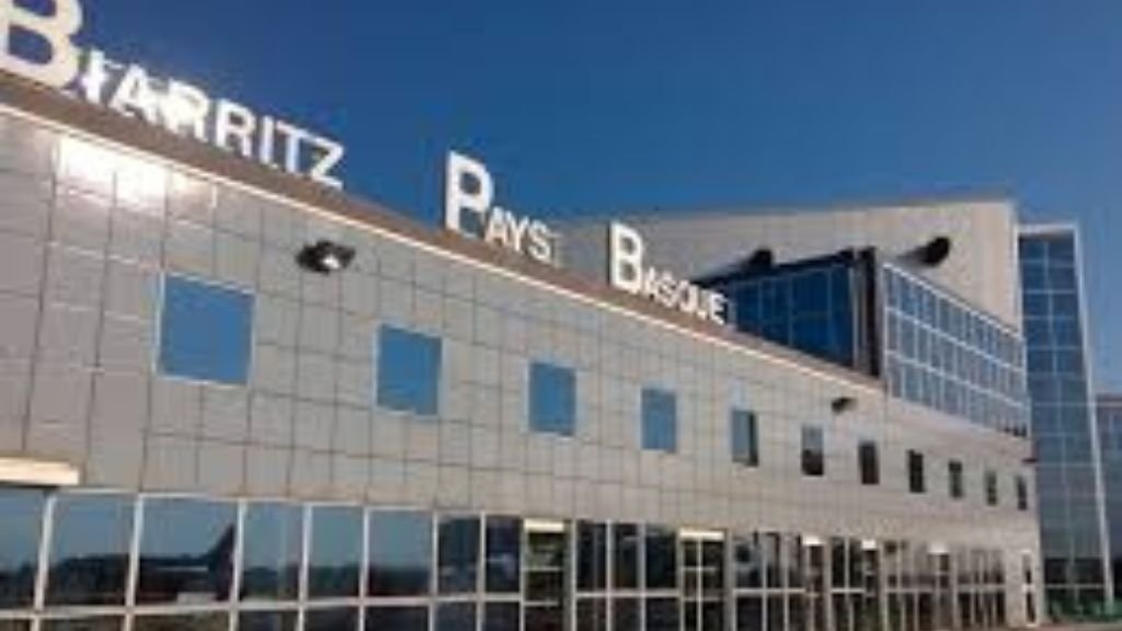 Lufthansa Airlines Biarritz Airport – BIQ  Terminal