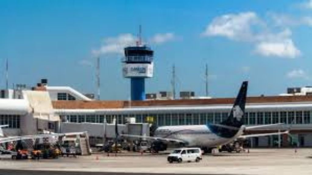 Contour Airlines Cancun International Airport – CUN Terminal