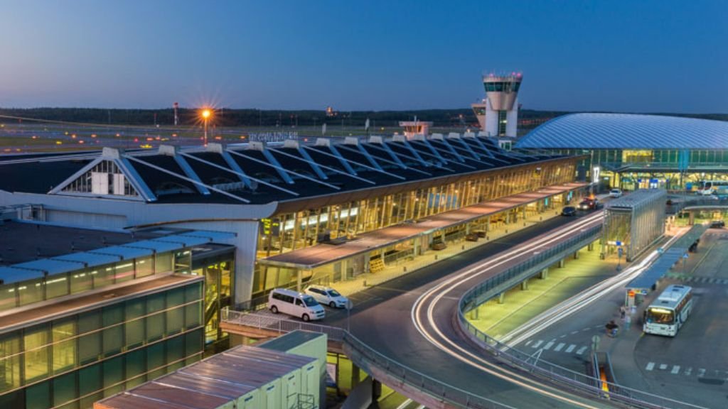 Swiss Airlines Helsinki Airport – HEL Terminal