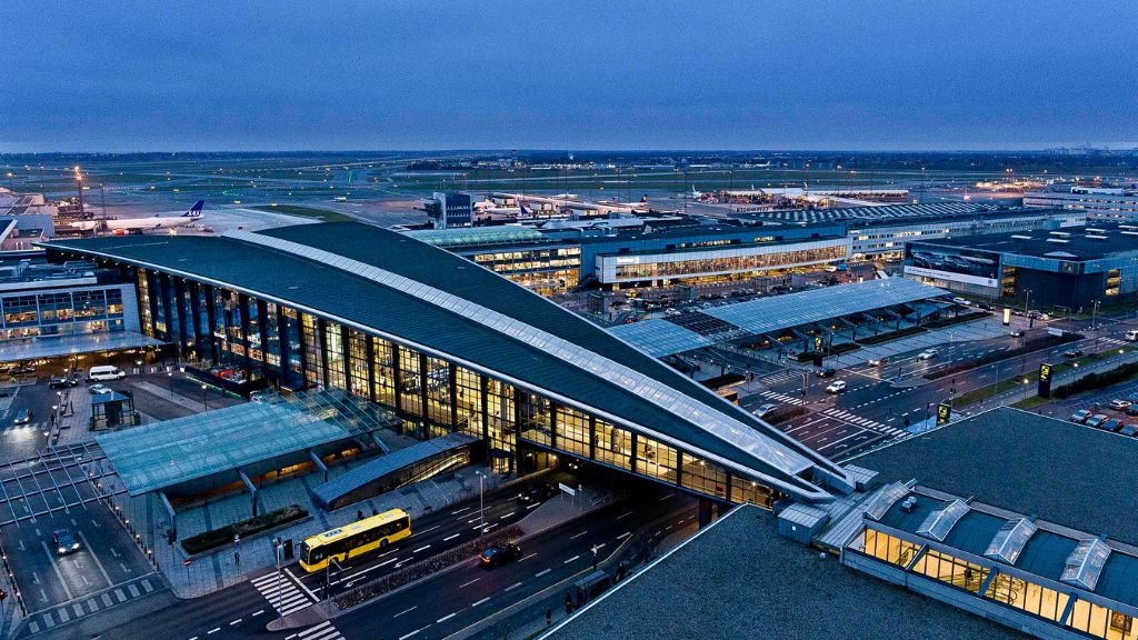 Emirates Airlines Copenhagen Airport – CPH Terminal