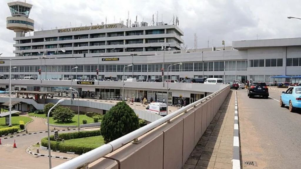 Emirates Airlines Murtala Muhammed International Airport – LOS Terminal