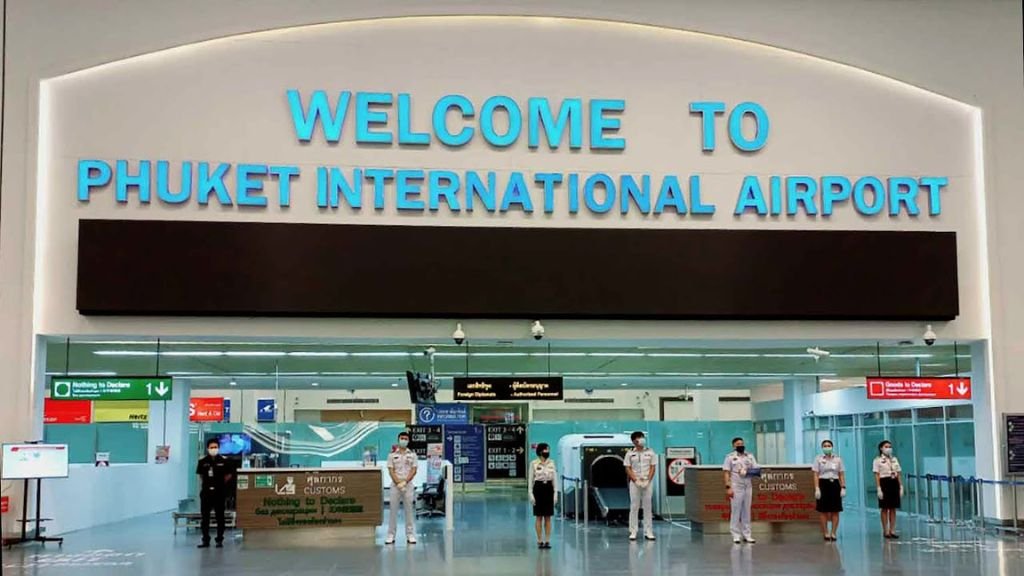 Emirates Airlines Phuket International Airport – HKT Terminal