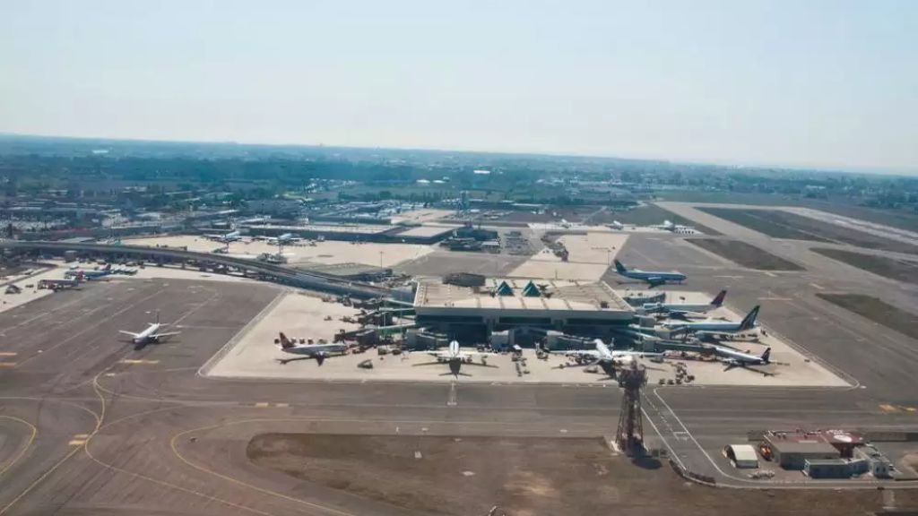Air Europa Leonardo da Vinci–Fiumicino Airport – FCO Terminal