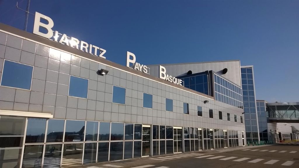 Luxair Biarritz Airport – BIQ Terminal