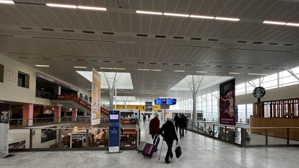 British Airways BOD Terminal – Bordeaux Airport